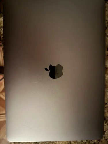 MACBOOK AIR M1