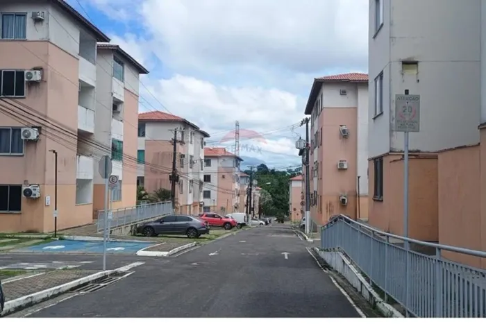 Condomínios Parque Verde Residencial 3 quartos sendo 1 suite.