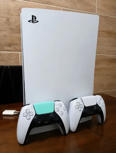  PS5 Completo + 2 Controles DualSense | Muito Conservado | Pronto para Jogar!