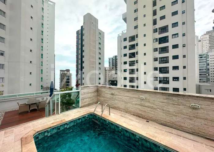 Cobertura Duplex em Balneário Camboriu no Edifício Residencial Lua Europa.