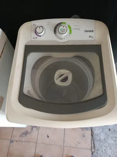 Máquina de lavar roupas 