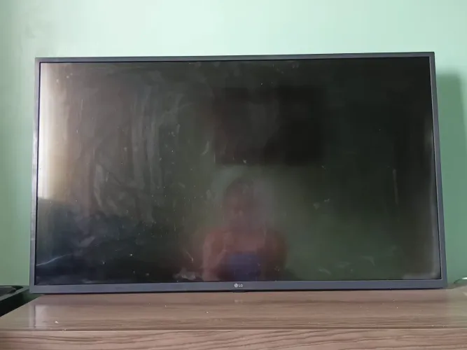Tv Lg smart 43 polegadas