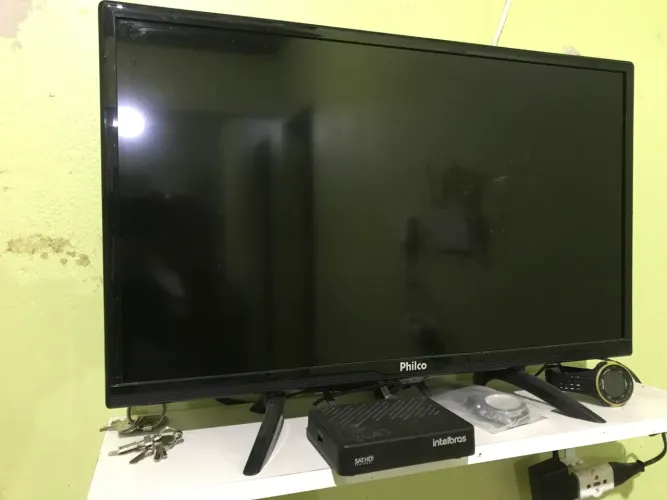 Tv Philco+antena externa+receptor? quase de graça!!!