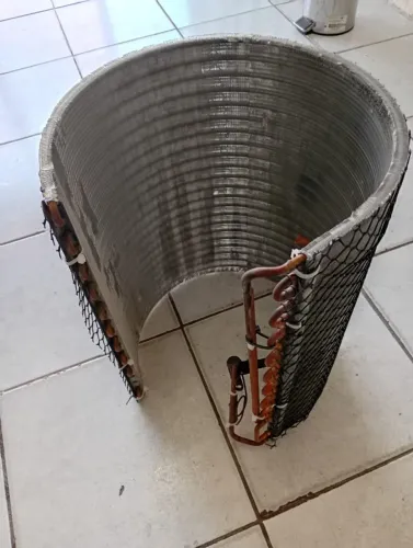Serpentina da Condensadora Split Hi-Wall Comfee 12.000Btu/h Só Frio R410A 220V - 38KCW12F5