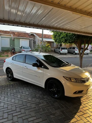 Honda Civic Sedan EXR 2.0 Flexone 16V Aut. 4P 2014