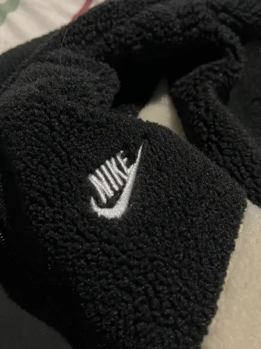Jaqueta Nike Big Swoosh Reversível