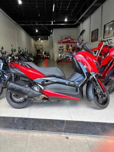 XMAX 250 2023