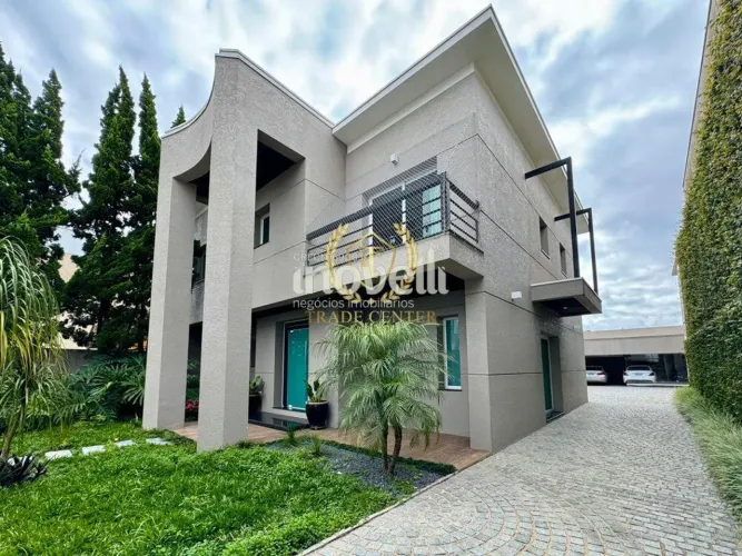 Sobrado à venda em São José dos Pinhais, Centro, com 3 quartos, com 456 m²