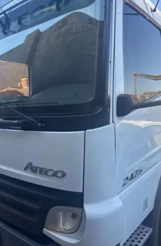 Cabine atego completa 