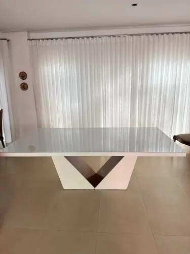 Mesa de Jantar 8 lugares