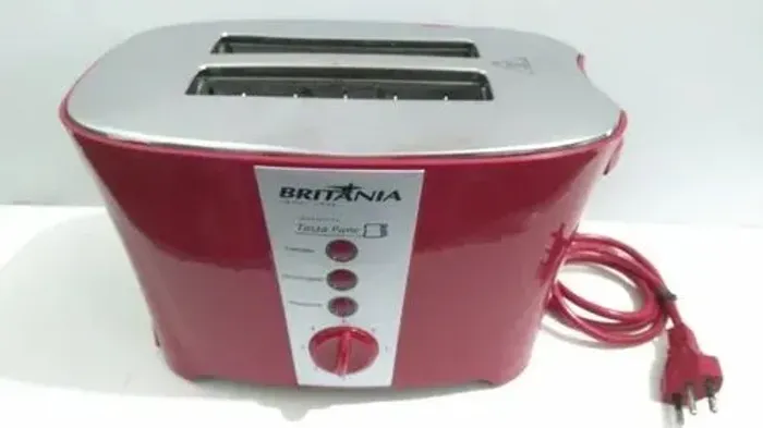 Torradeira 220 nova 