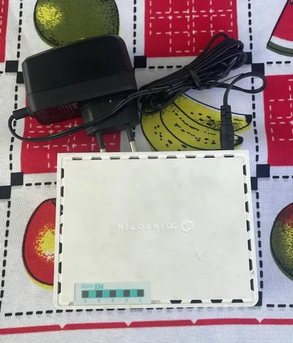 Mikrotik Rb750gr3