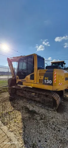 ESCAVADEIRA KOMATSU PC 130 2018
