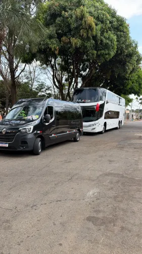Viagem turismo e evento vans Ônibus e carros Ezecutivo