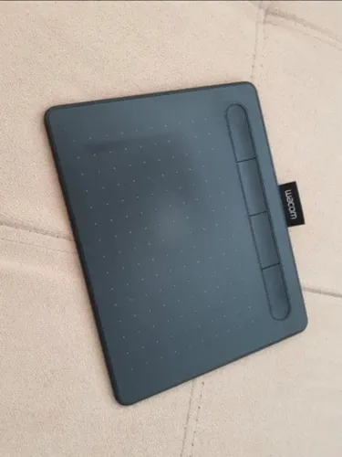 Mesa Digitalizadora Wacom Intuos Creative CTL4100 Preta