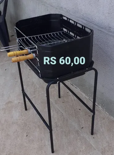 Vendo churrasqueira de quintal