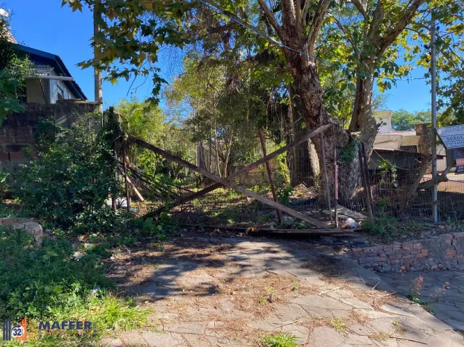Terreno Residencial à Venda em Porto Alegre**