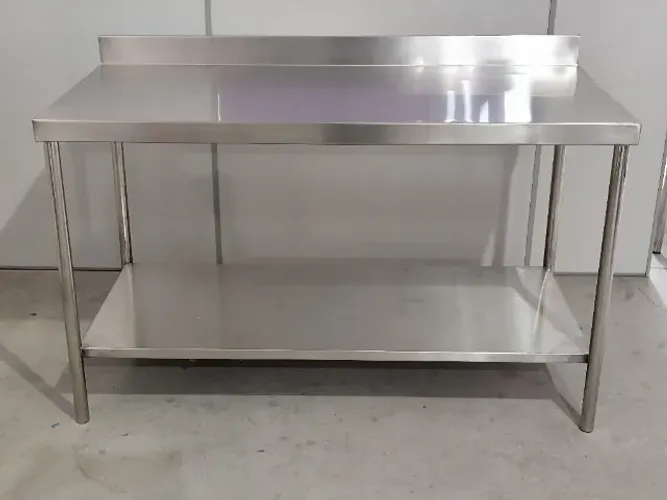 Bancada inox c/ espelho 2,20×0,70×0,90 prateleira lisa/gradeada