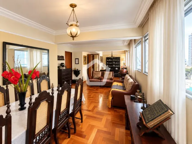 Apartamento para venda em Campo Belo com 3 quartos, sendo 1 suíte, 122m²