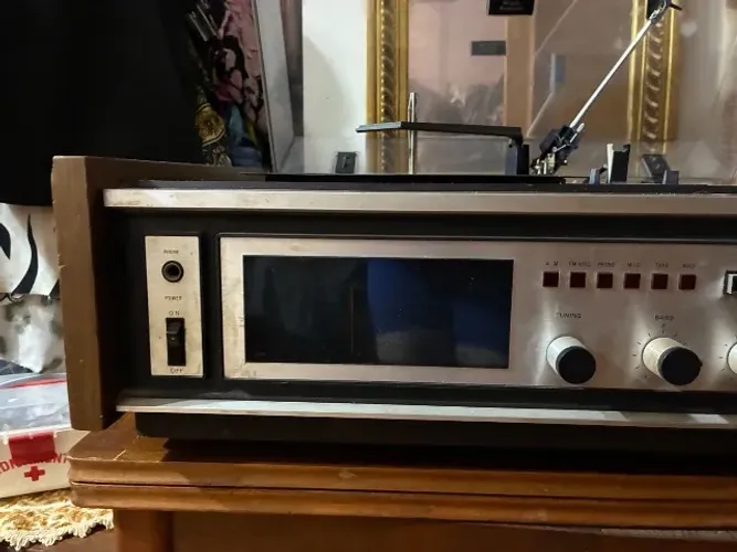 Som 3 em 1 antiguidade