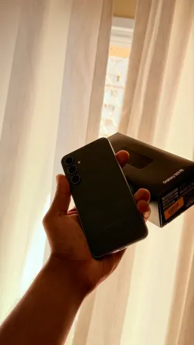 Samsung Galaxy S23fe todo original novinho