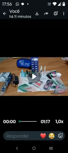 Lixadeira para unhas gel com material de alongamento de unhas. R$350,00.