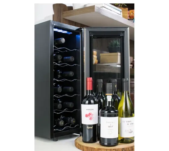 Adega Climatizada Electrolux 12 Garrafas - Porta de Vidro - Conservação Excelente