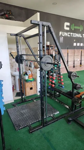 Smith machine academia