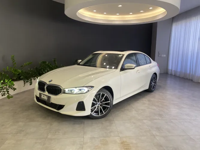 BMW 320I 320i 2024