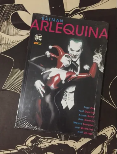 HQ BATMAN: ARLEQUINA