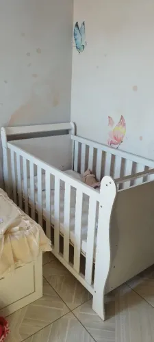 Berço americano com colchão 