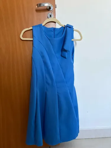 Vestido seminovo 