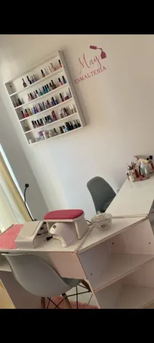 Esmalteria completa tudo por 700