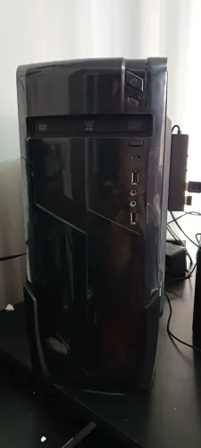 Cpu i3, 4gb de memória ssd de 480.