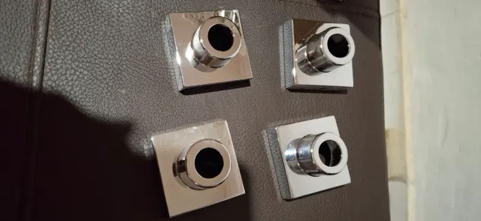 4 CANOPLA DE REGISTRO INOX