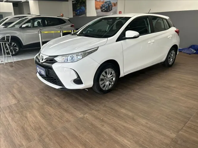 Toyota Yaris XL 1.5 Flex 16V 5P Aut. 2024