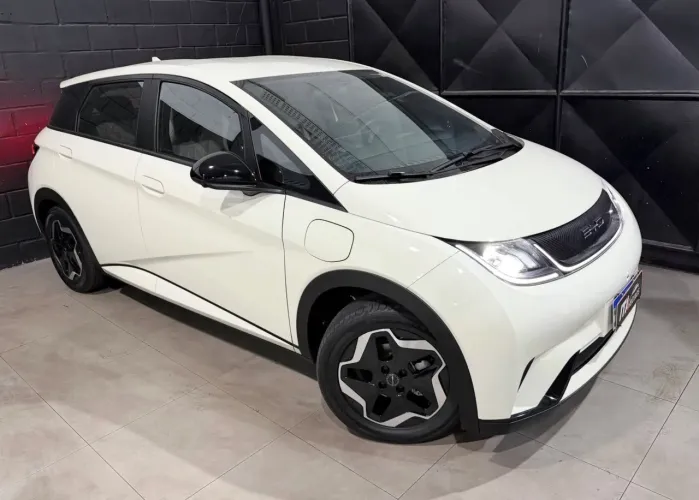 BYD Dolphin EV (Elétrico) 2024
