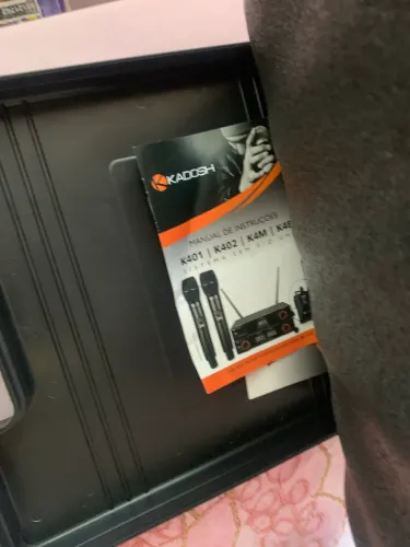Microfone novo com nota fiscal no plástico