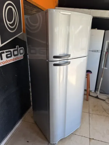 Geladeira Electrolux Duplex Defrost