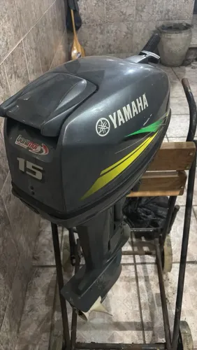 Motor Yamaha 15 Hp