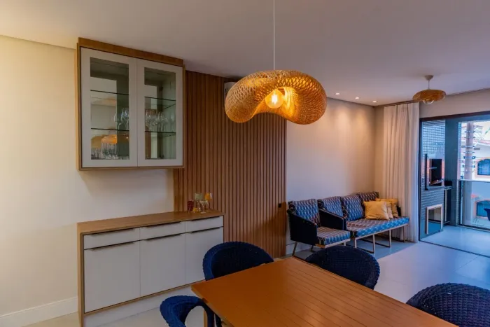 Apartamento Mobiliado e Decorado na Praia de Palmas | Pronto para Morar com Condição de La