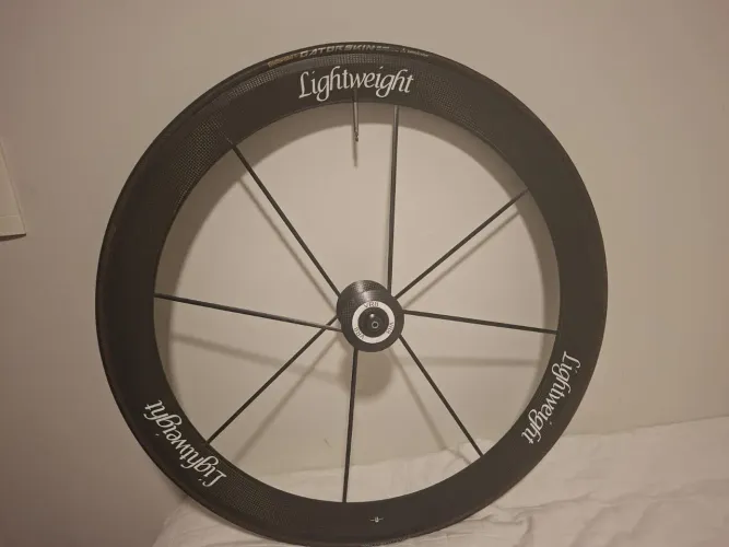 Roda dianteira LightWeight Tubular