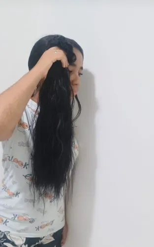 Cabelo em perfeito estado, já telado.