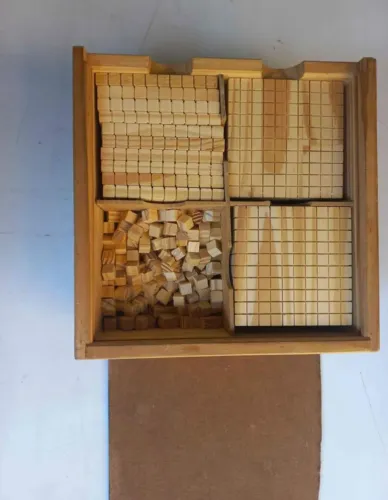 Material dourado 611 peças brinquedo educativo carimbras
