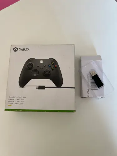 Controle Xbox, mais adaptador