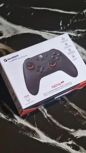Controle Gamer GameSir Nova Lite Bluetooth e 2.4Ghz