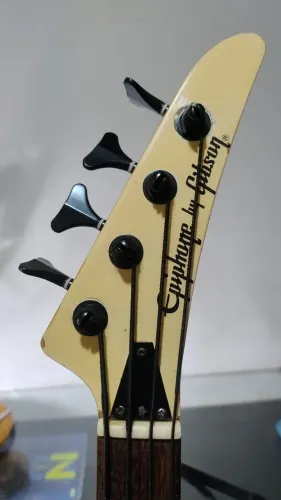 Baixo Epiphone Fretless