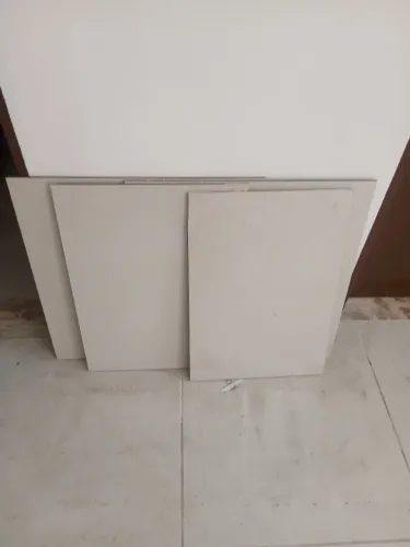 Cerâmicas Novas Elizabeth Excelente Qualidade Super Resistente Cor Bege!