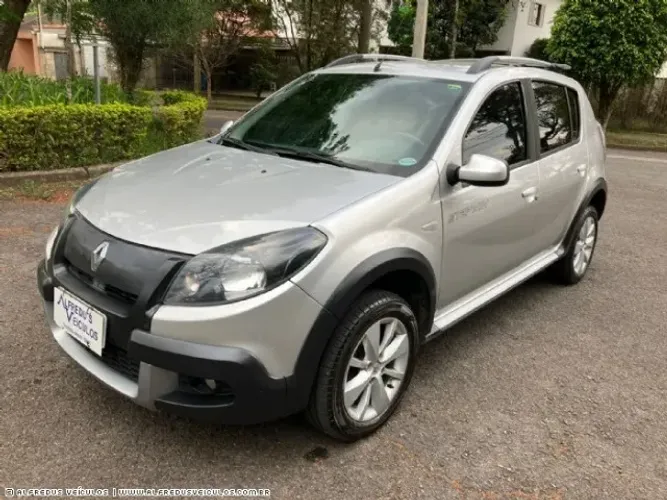 Renault Sandero Stepway Hi-flex 1.6 16V 5P Aut. 2013