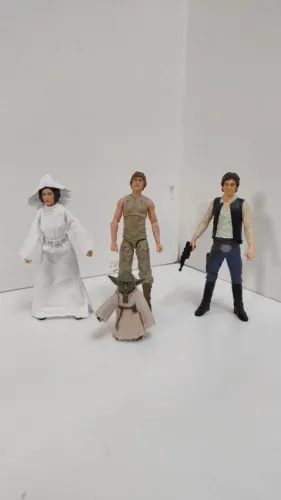 STAR WARS - ACTION FIGURE - LUKE SKYWALKER & YODA, PRINCESA LEIA E HAN SOLO